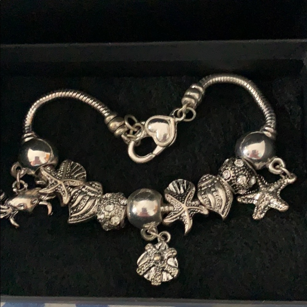 Anne Taylor beach bracelet